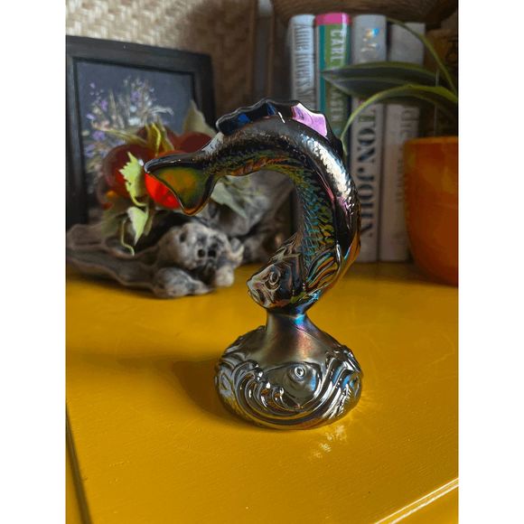 Fenton Glass Carnival Amethust Jumping Trout Fish # 5193RE - Picture 2 of 4